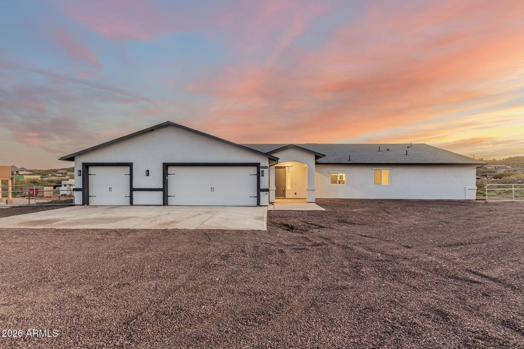 Photo of 43232 N 12th Street, New River, AZ 85087 (MLS # 6966733)