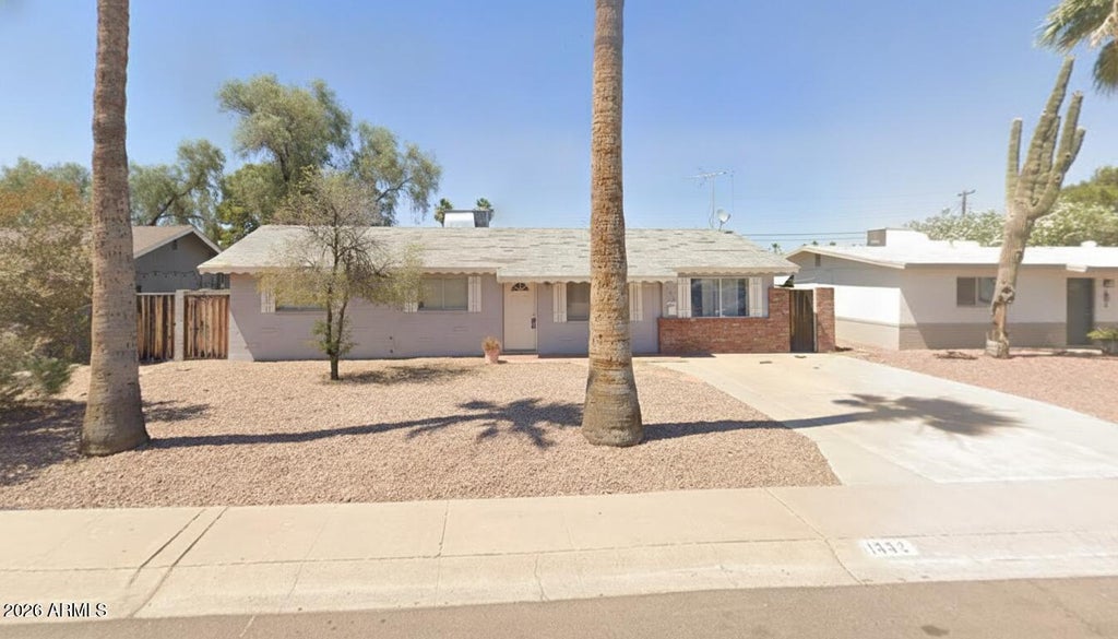 Photo of 1332 W 16th Street, Tempe, AZ 85281 (MLS # 7048257)