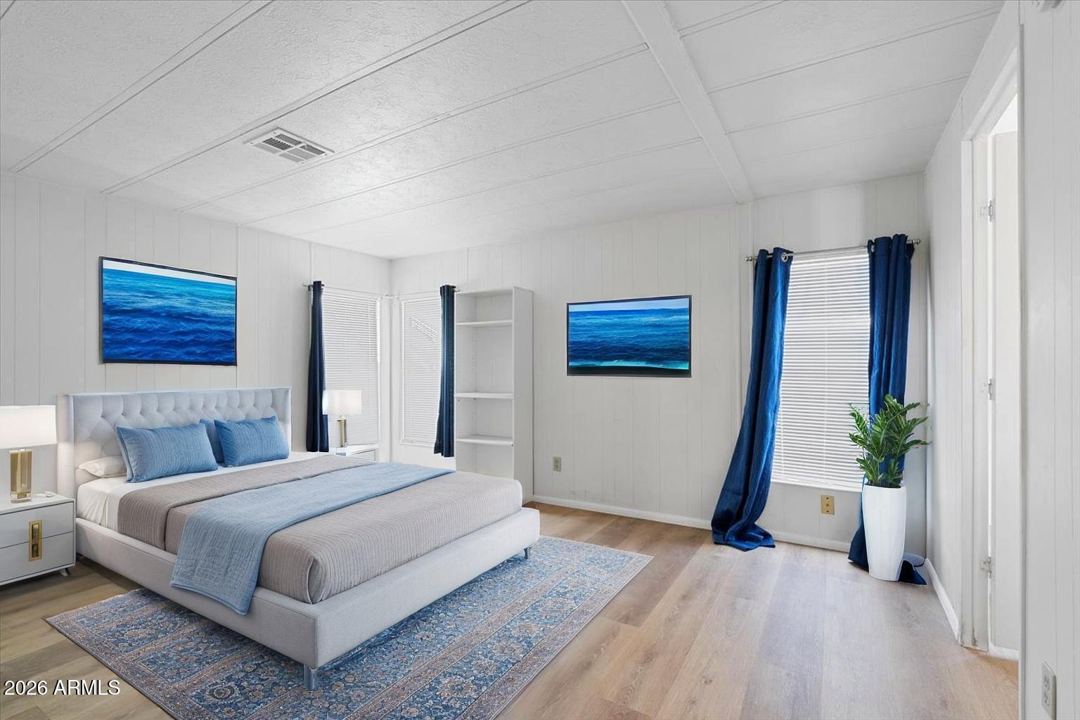 2121 N Center Street 59