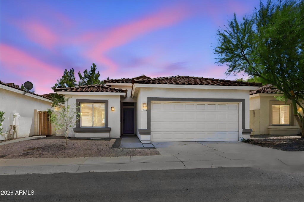 Photo of 1049 E Susan Lane, Tempe, AZ 85288 (MLS # 7077561)
