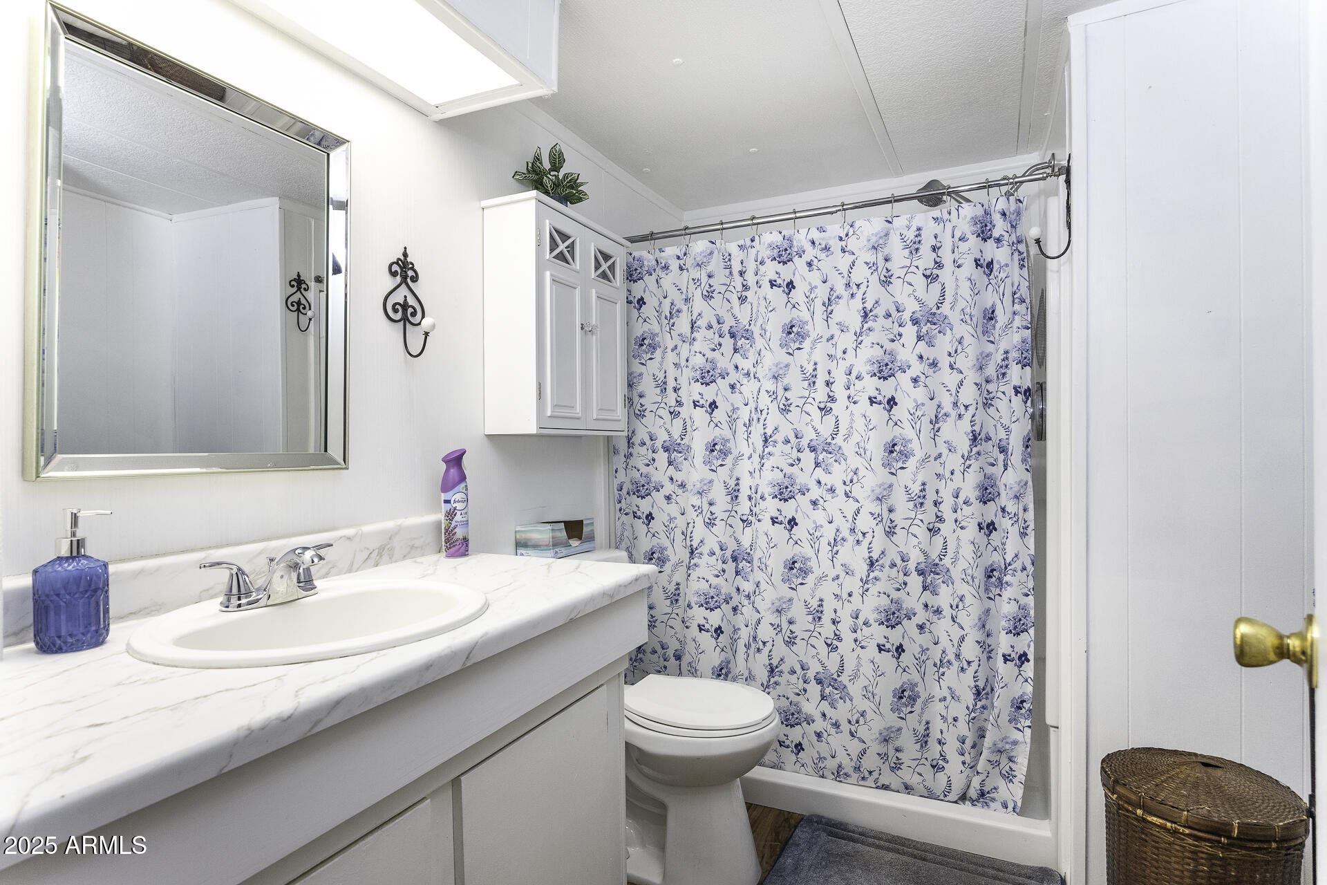 2100 N TREKELL Road 130