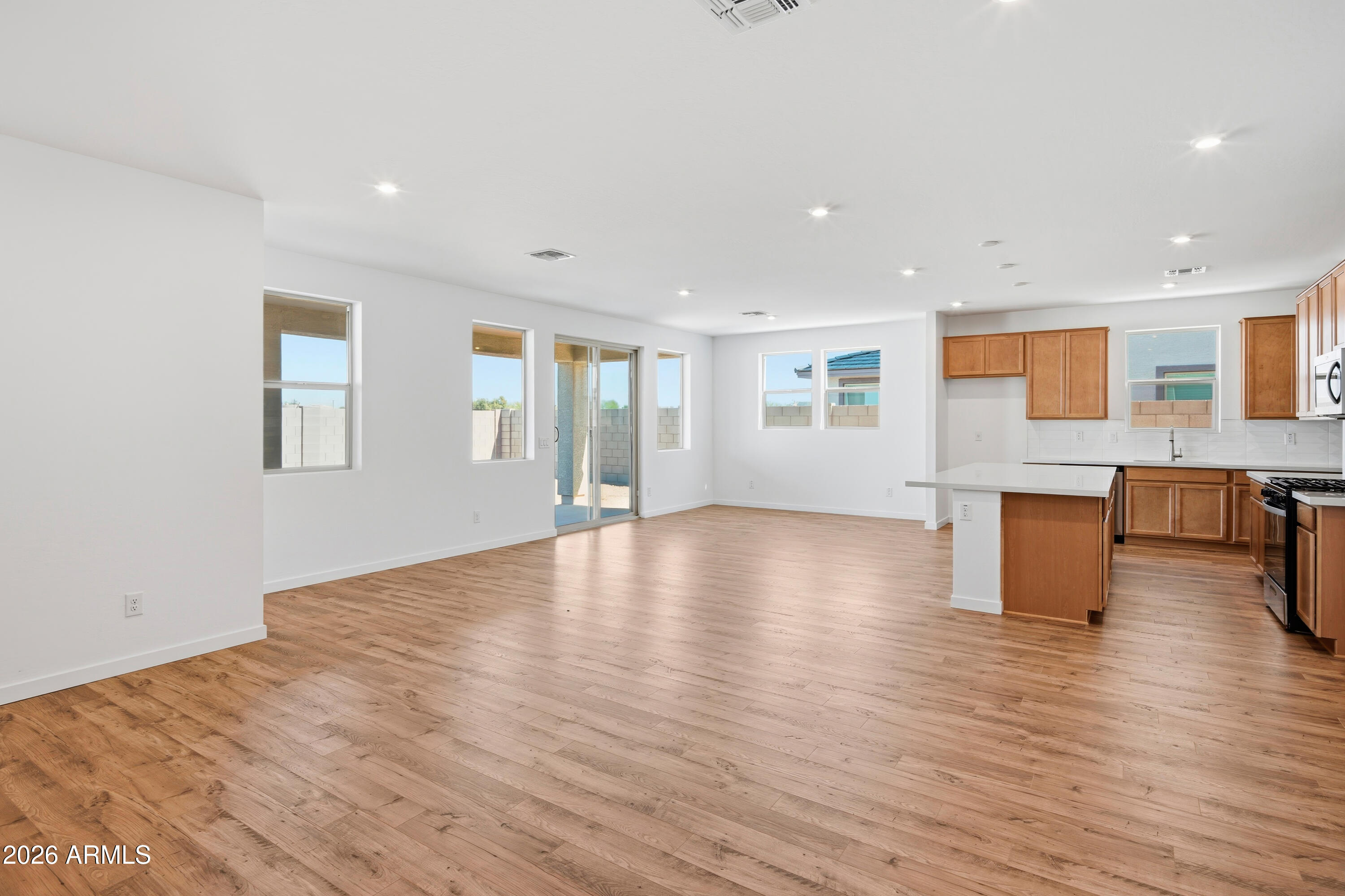 23934 W Carver Drive
