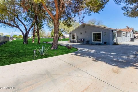 A home in Waddell