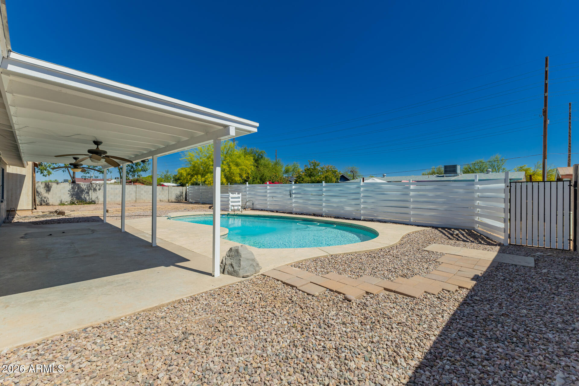 1409 N OLEANDER Street