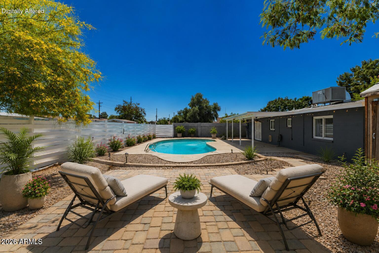1409 N OLEANDER Street