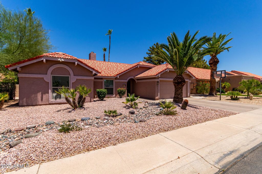 Photo of 5580 W Kesler Street, Chandler, AZ 85226 (MLS # 6929507)
