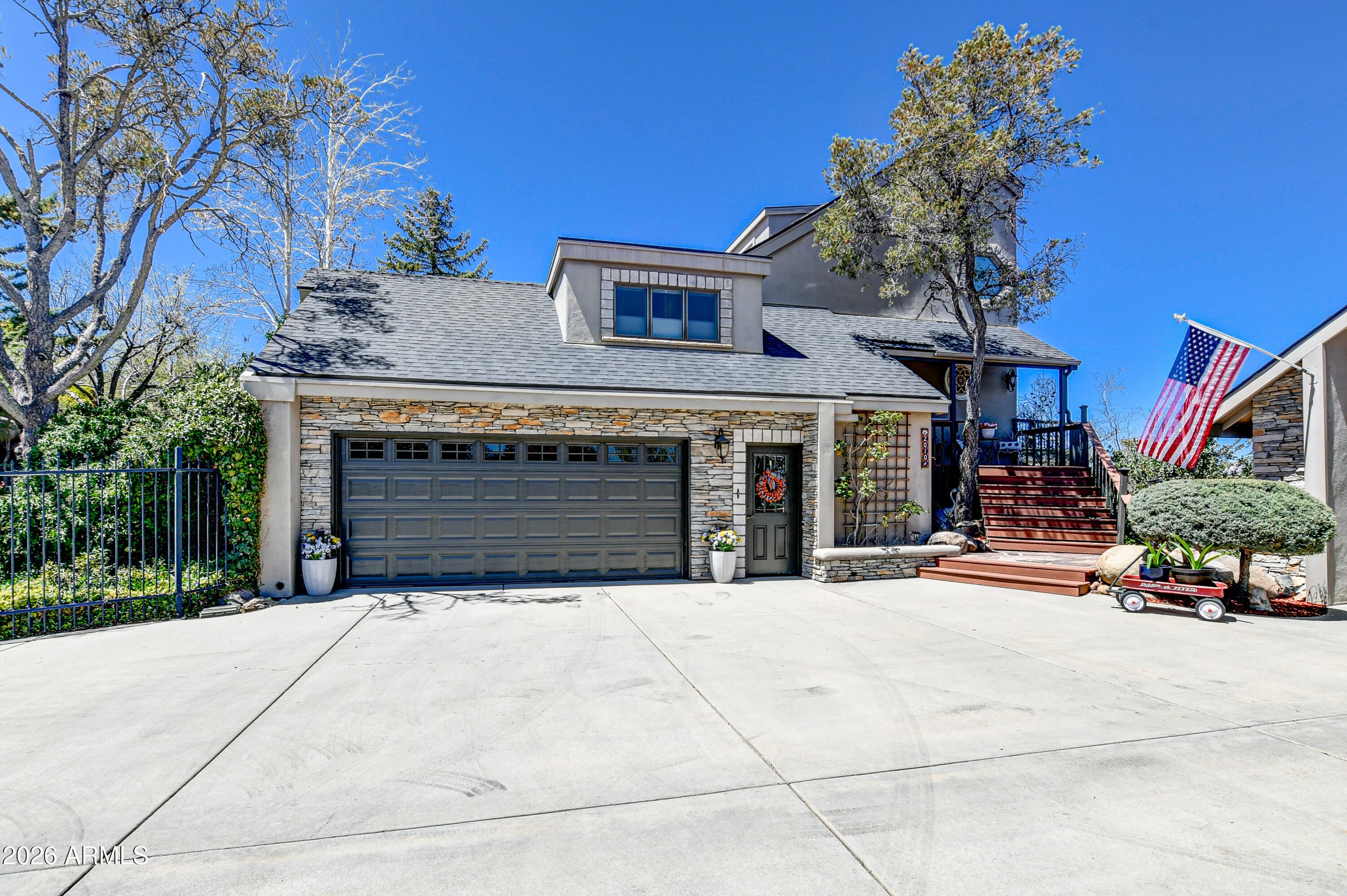 2010 PONDEROSA Lane