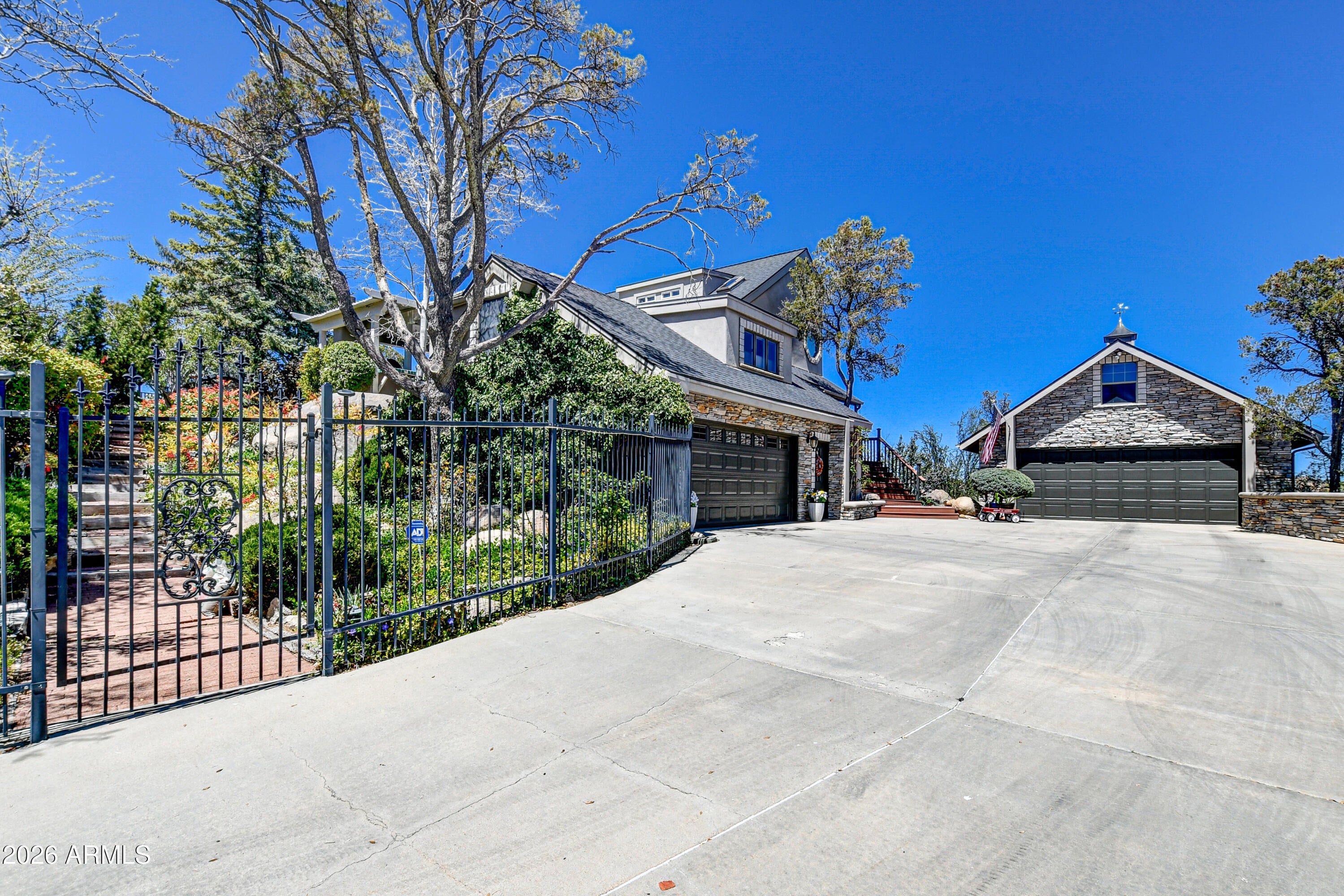2010 PONDEROSA Lane