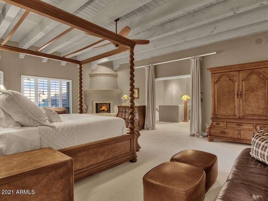 CAMELBACK CANYON - Residential