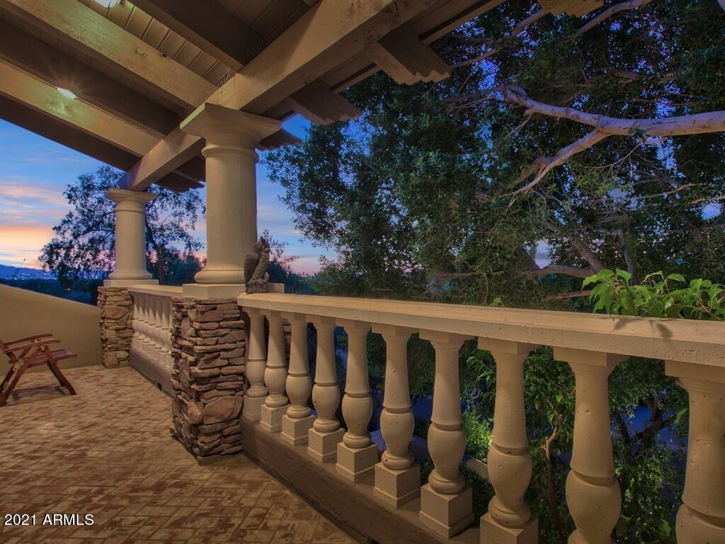 CAMELBACK CANYON - Residential
