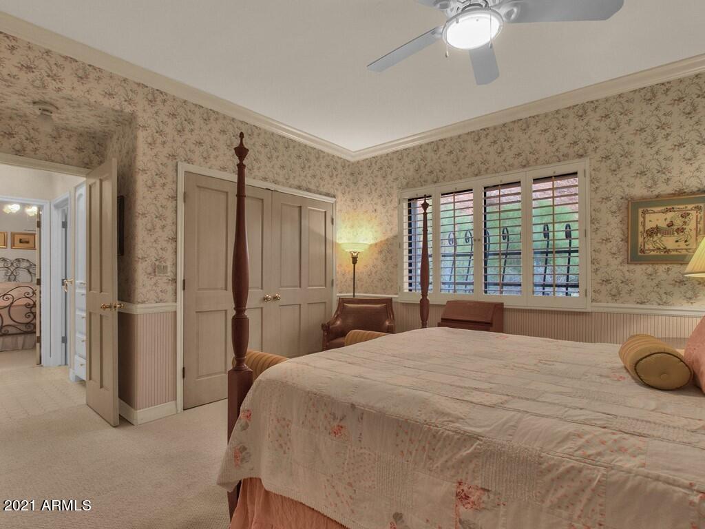 CAMELBACK CANYON - Residential