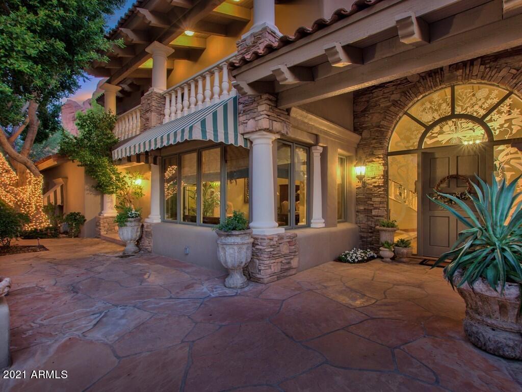 CAMELBACK CANYON - Residential