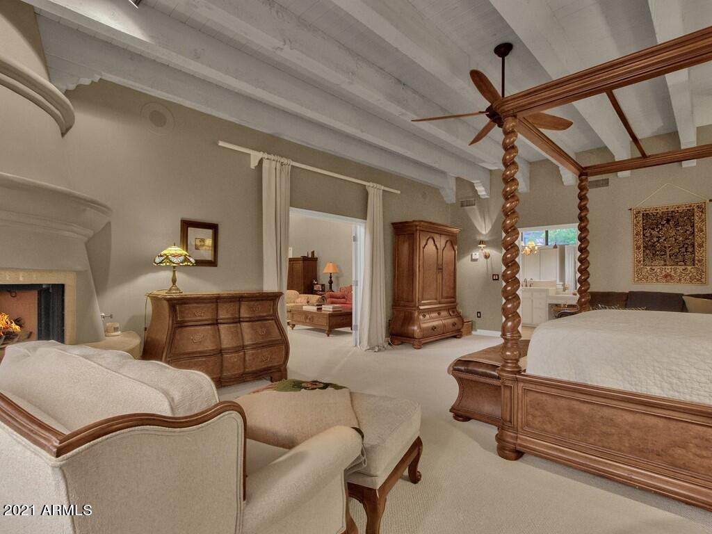 CAMELBACK CANYON - Residential