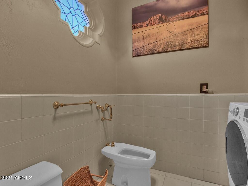 CAMELBACK CANYON - Residential