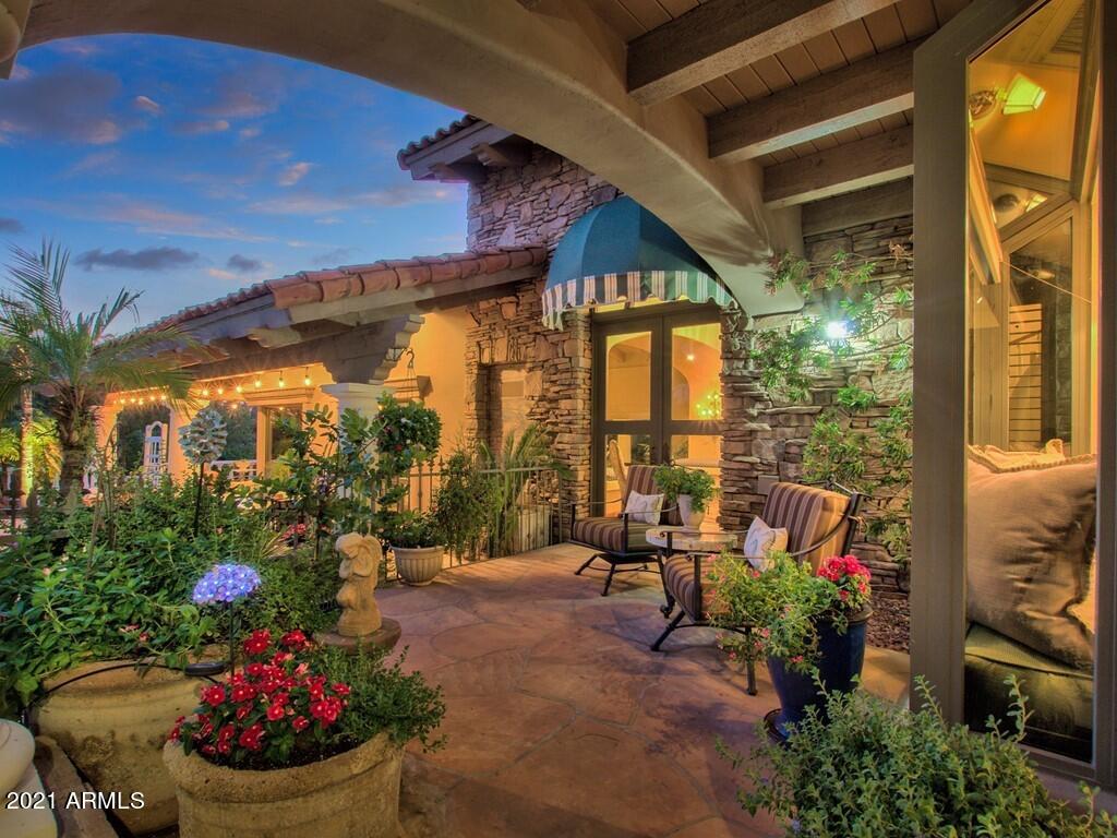 CAMELBACK CANYON - Residential