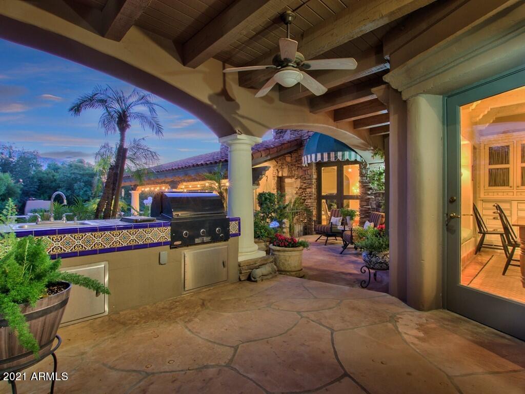 CAMELBACK CANYON - Residential