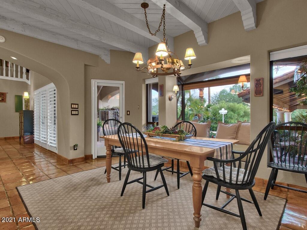 CAMELBACK CANYON - Residential