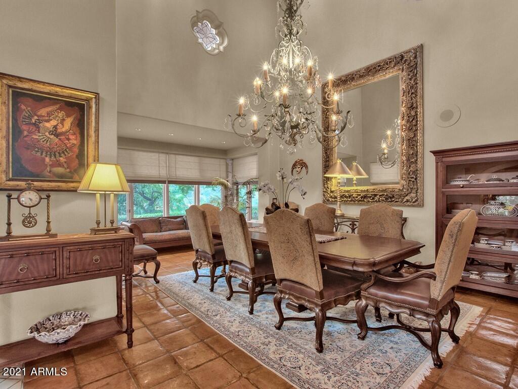 CAMELBACK CANYON - Residential