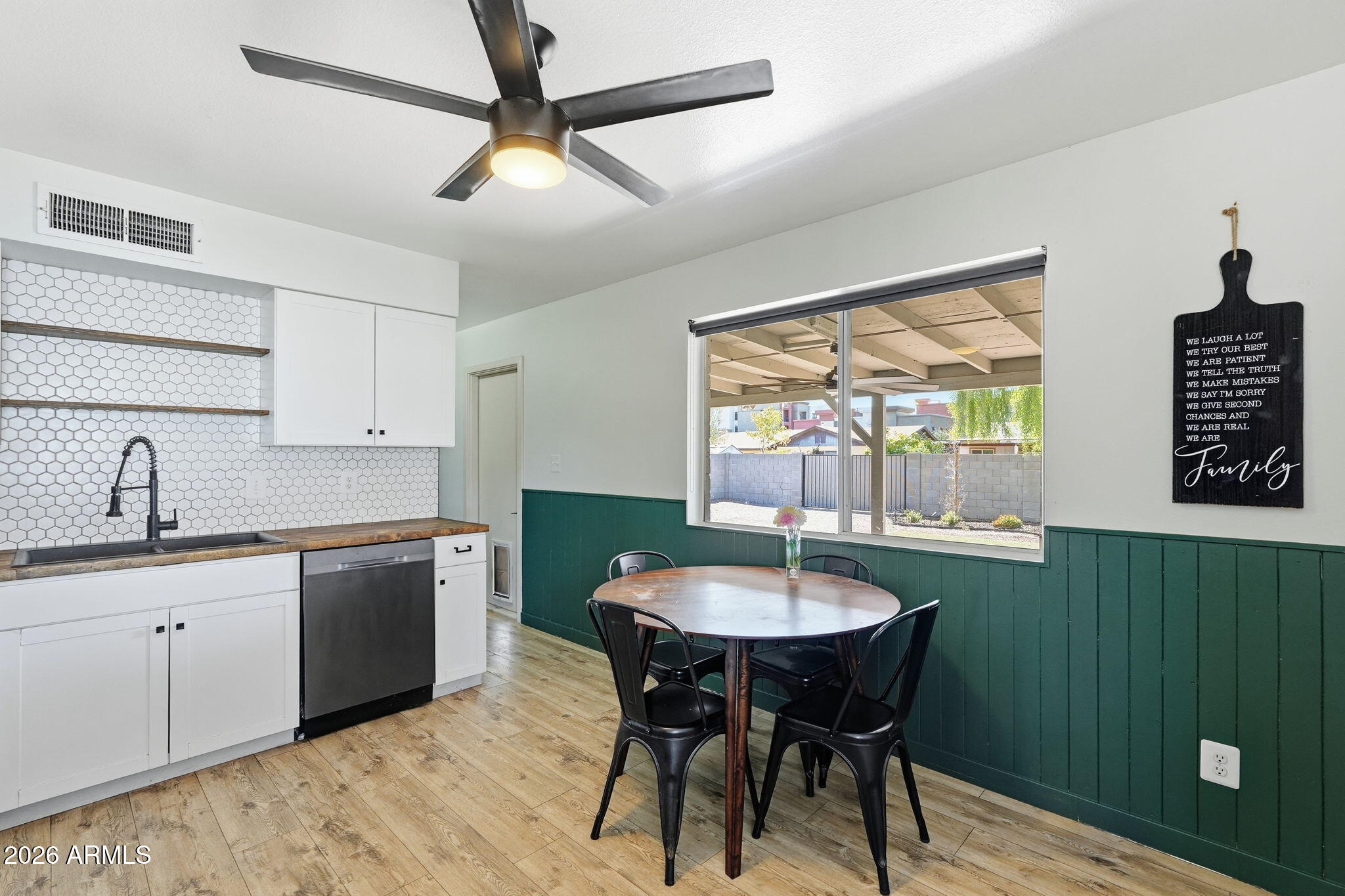 248 S 95TH Place