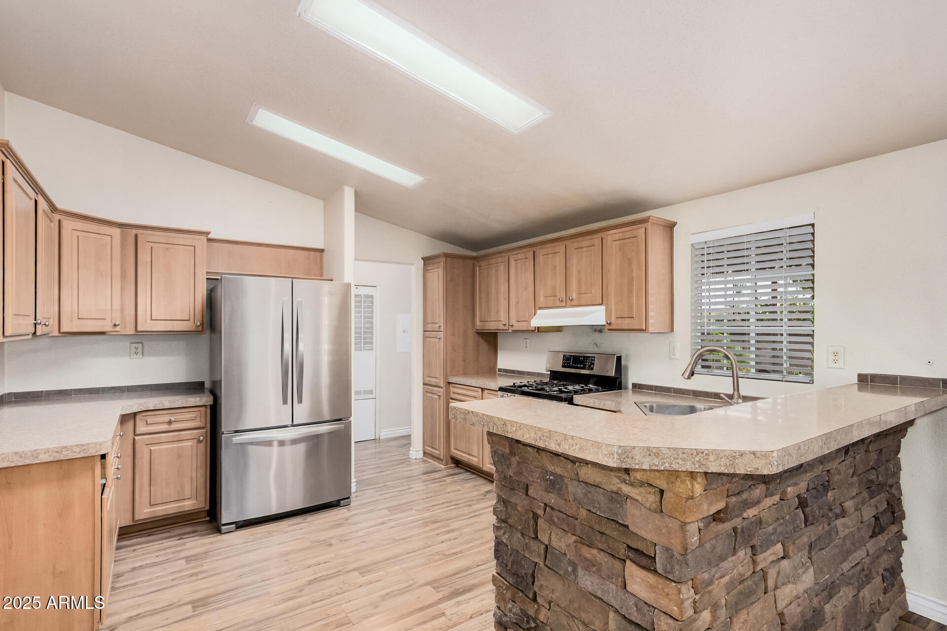 1650 S ARIZONA Avenue 35