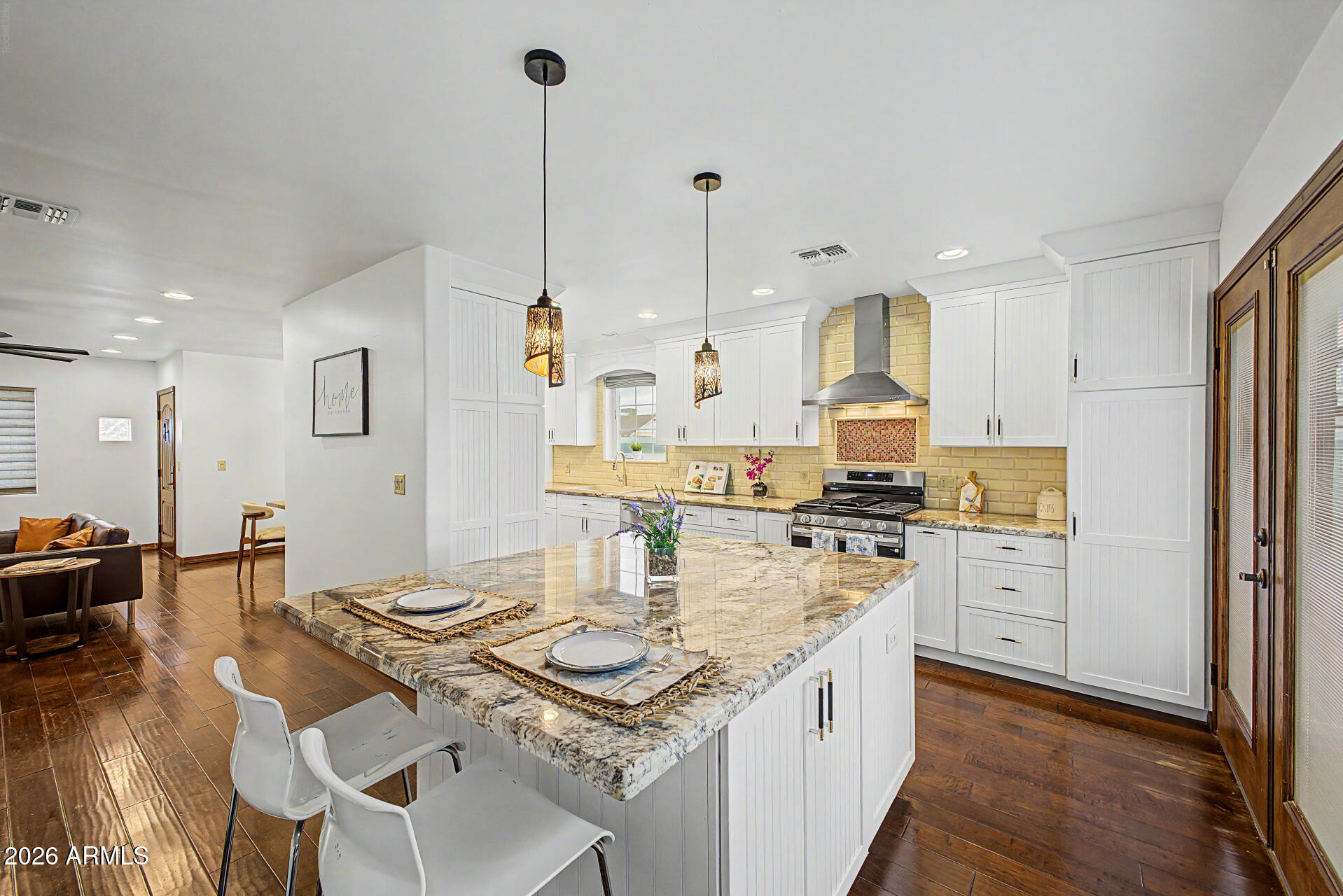 DEL MONTE PARK - Residential