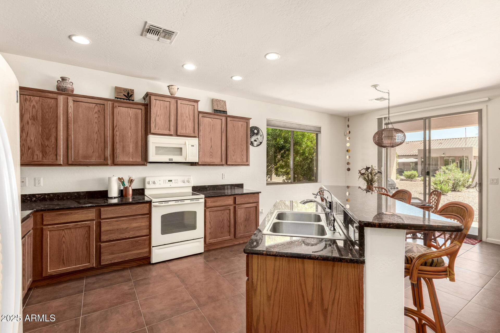 5353 W BUCKSKIN Drive