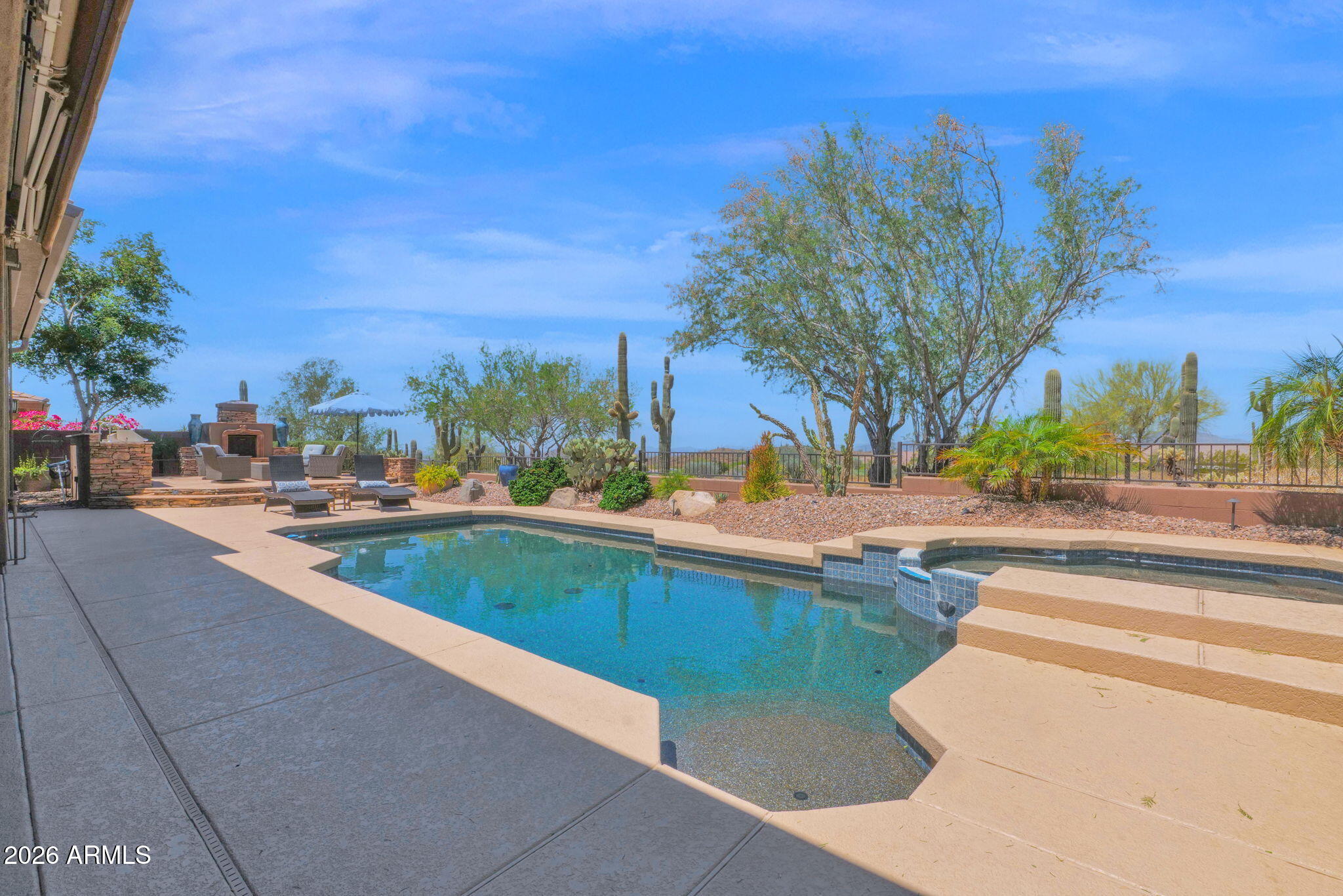 ANTHEM COUNTRY CLUB - Residential