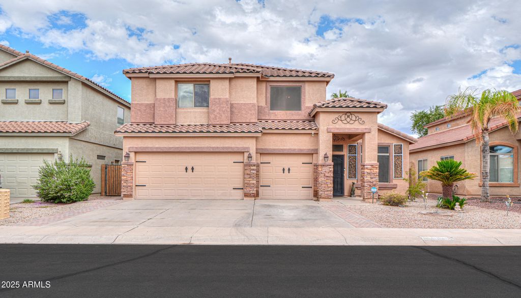 Photo of 46092 W Dirk Street, Maricopa, AZ 85139 (MLS # 6933284)