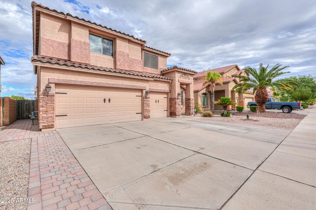Photo of 46092 W Dirk Street, Maricopa, AZ 85139 (MLS # 6933284)