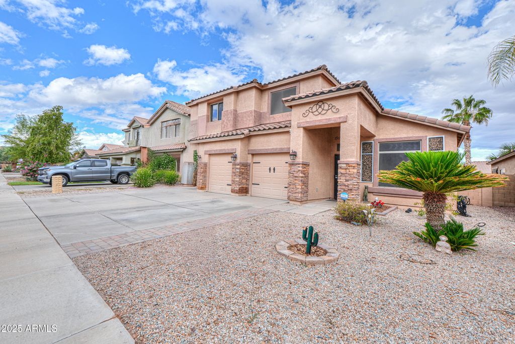 Photo of 46092 W Dirk Street, Maricopa, AZ 85139 (MLS # 6933284)