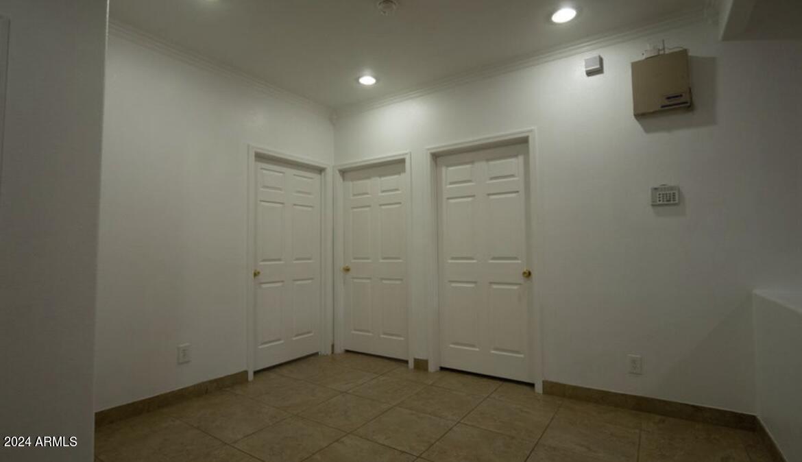 9427 W VIRGINIA Avenue