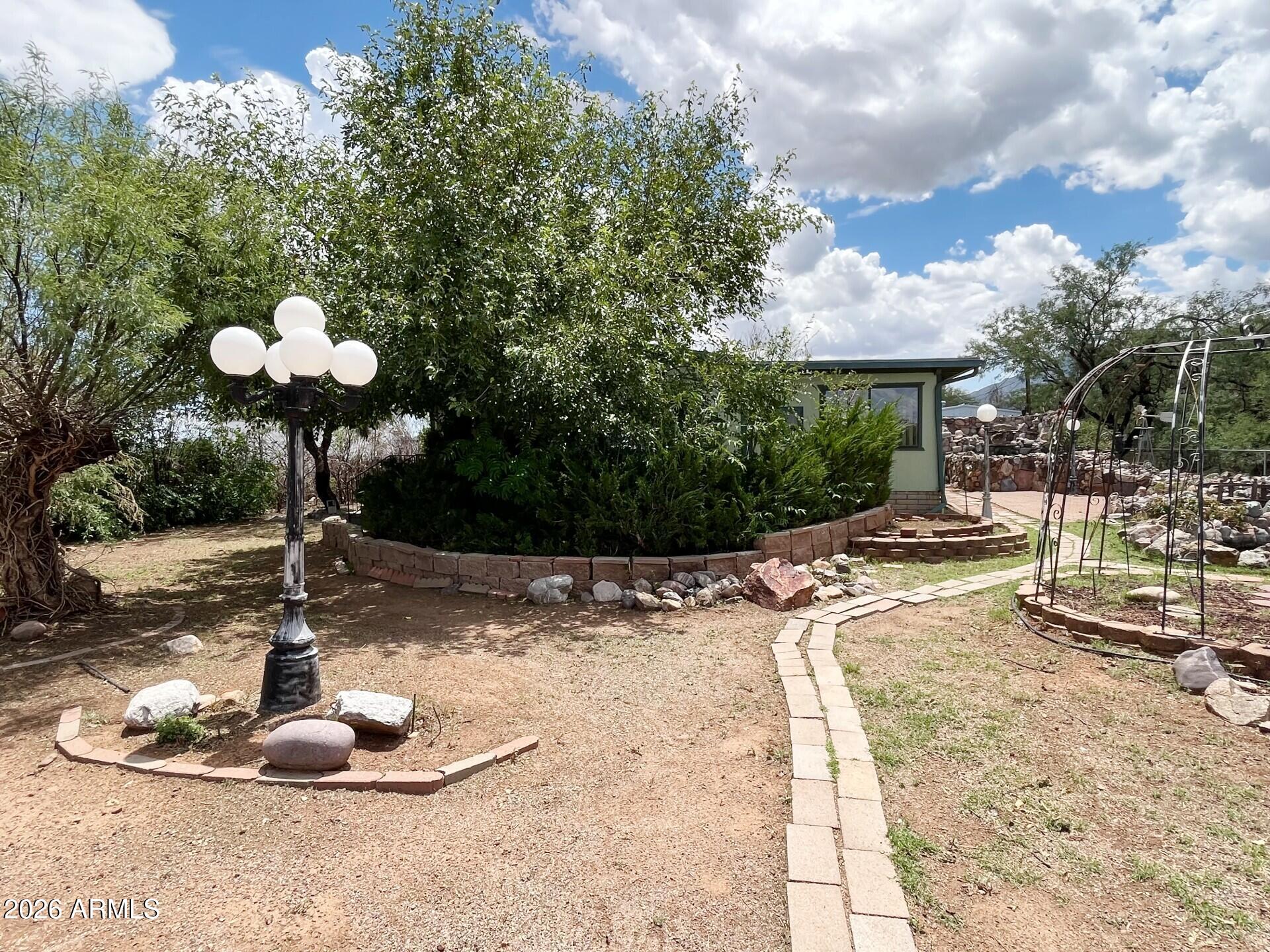 GOLDEN MEADOWS - Residential