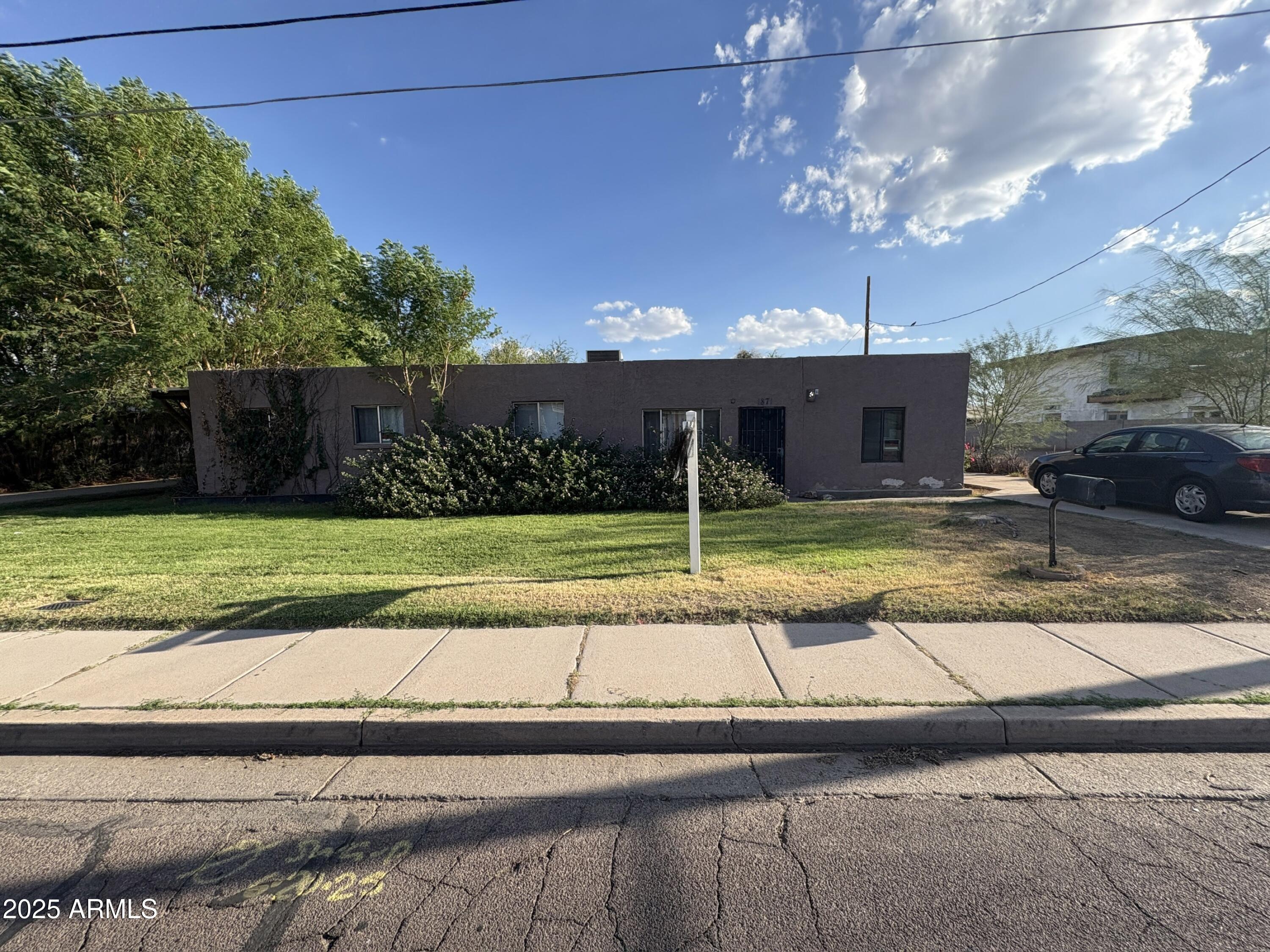 1871 E HAYDEN Lane D