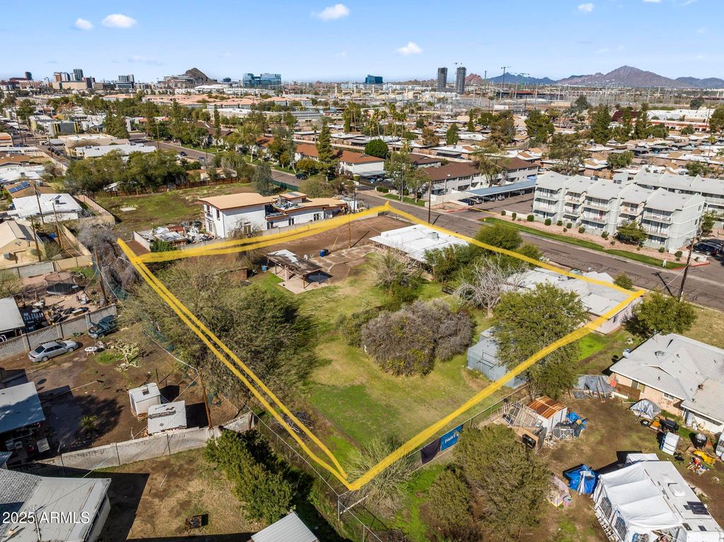 Photo of 1871 E Hayden Lane #D, Tempe, AZ 85281 (MLS # 6925086)