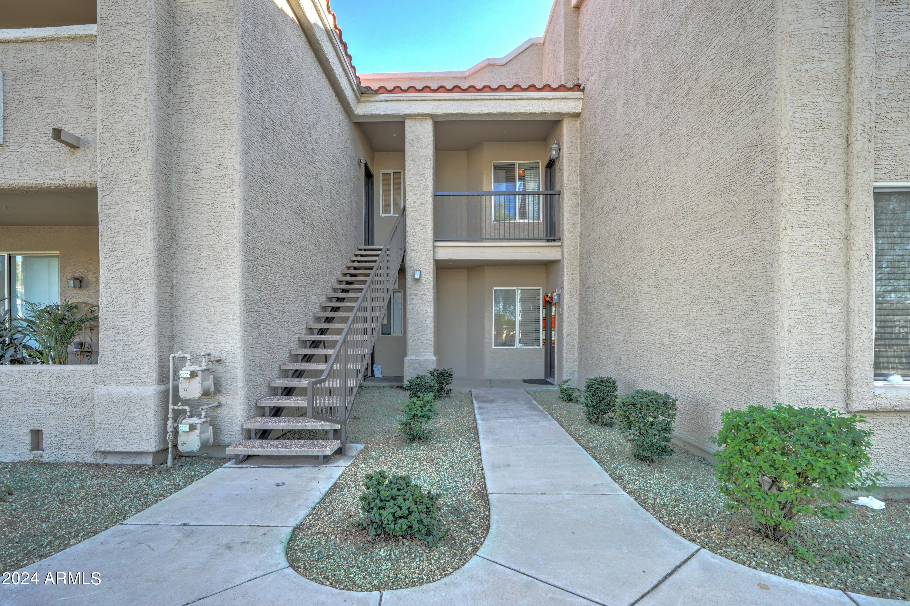 View Phoenix, AZ 85027 property