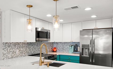 122 S HARDY Drive 8 Tempe AZ 85281