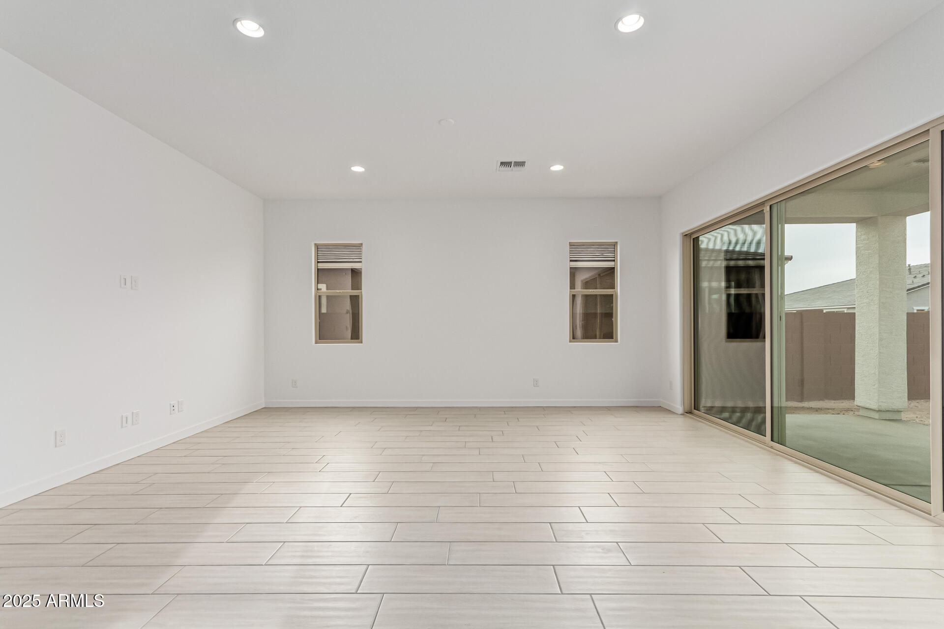 18176 W WATKINS Street