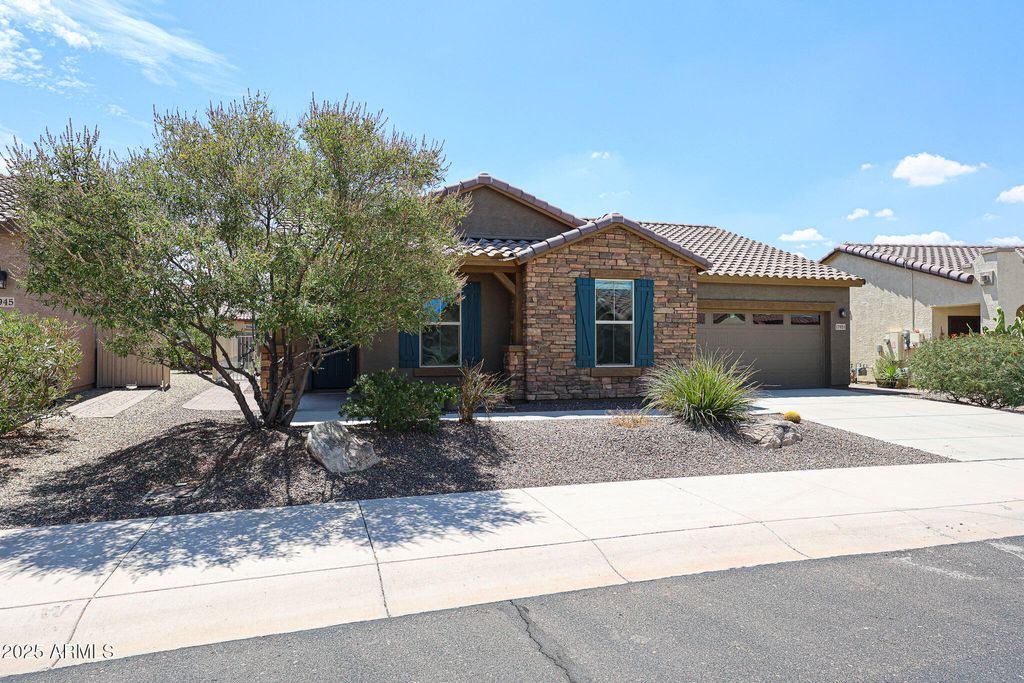 Photo of 17951 W Deer Creek Road, Goodyear, AZ 85338 (MLS # 6914007)