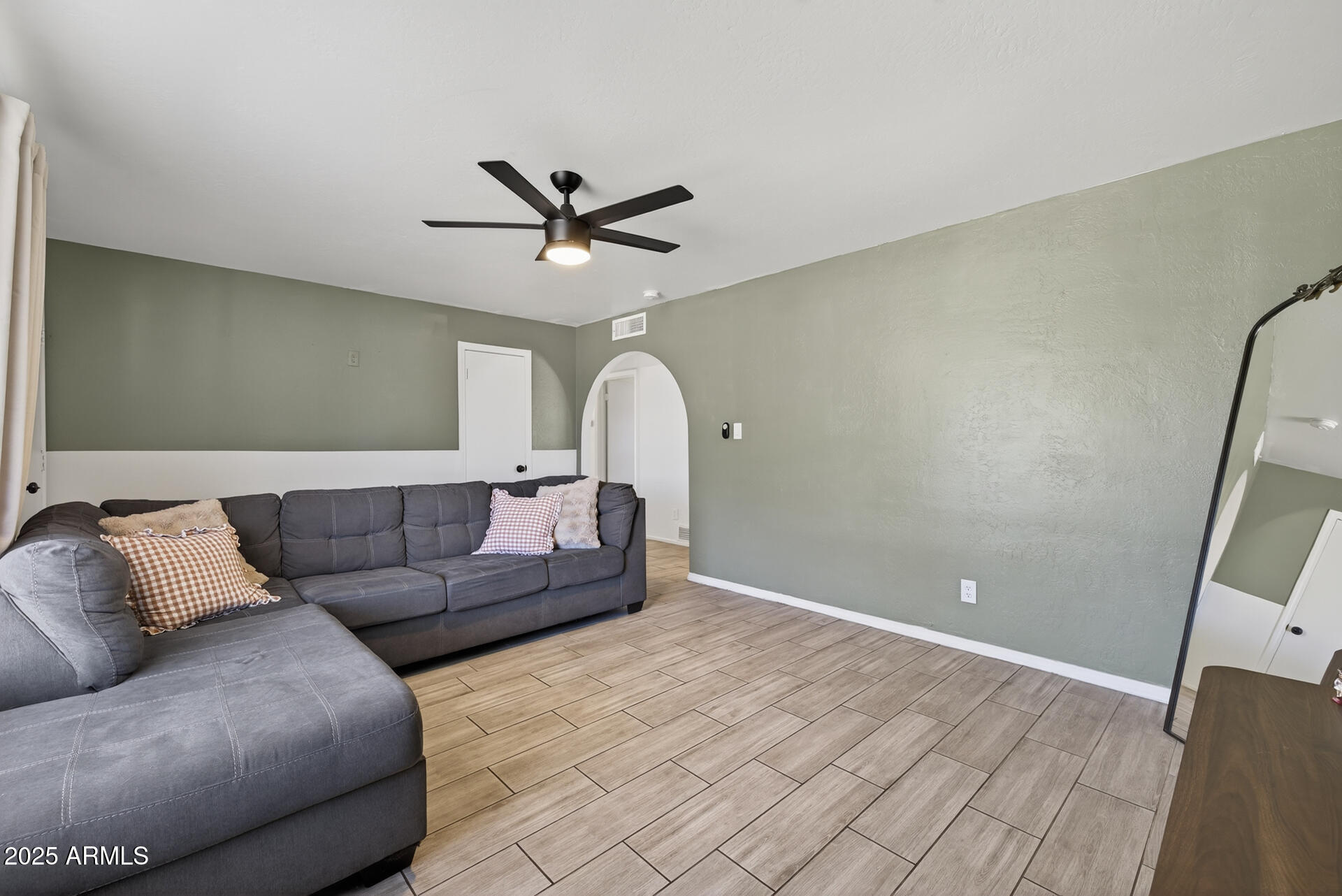 Homes for Sale in Queen Creek Arizona 4 1505 E 3RD Place