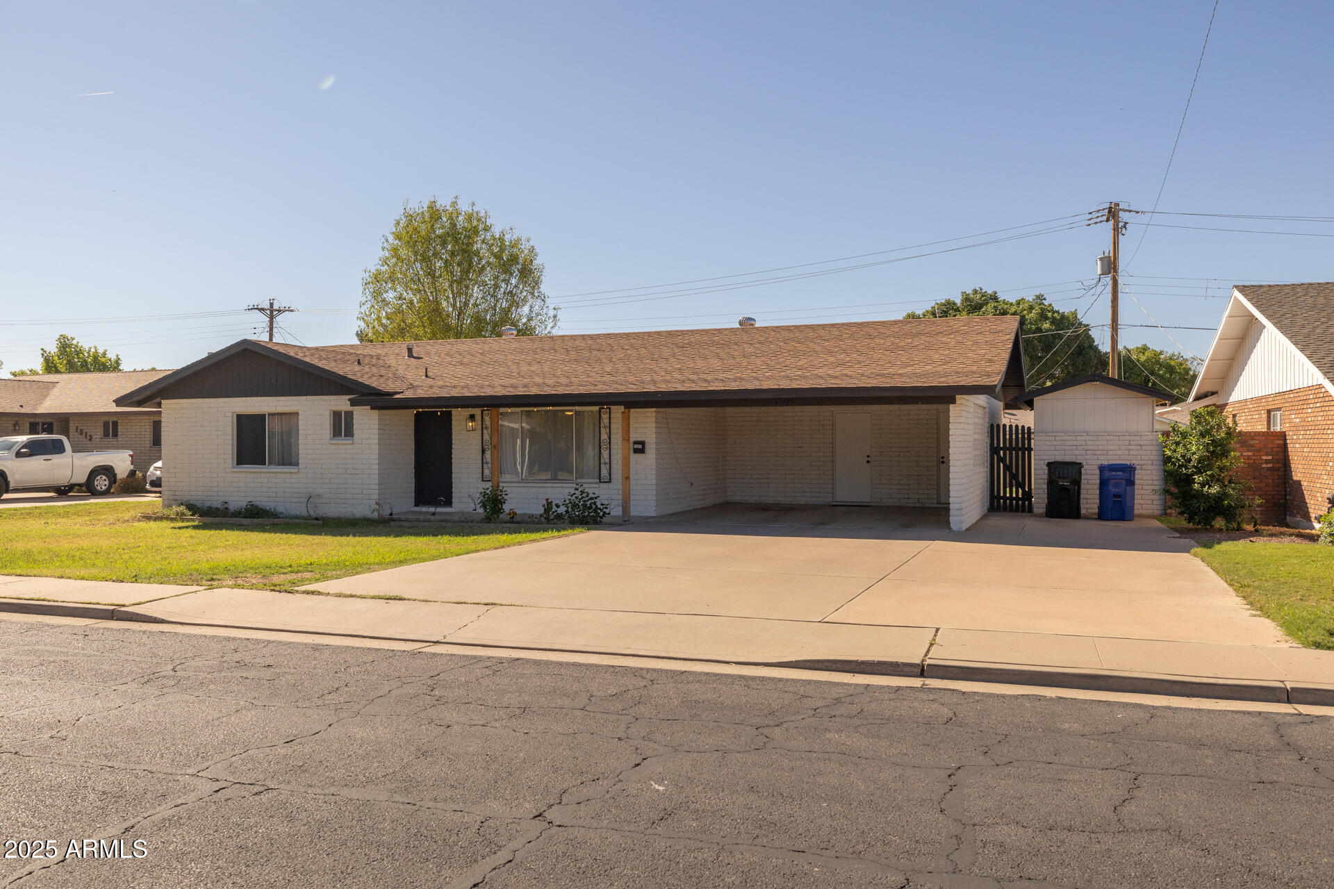 Homes for Sale in Queen Creek Arizona 2 1505 E 3RD Place