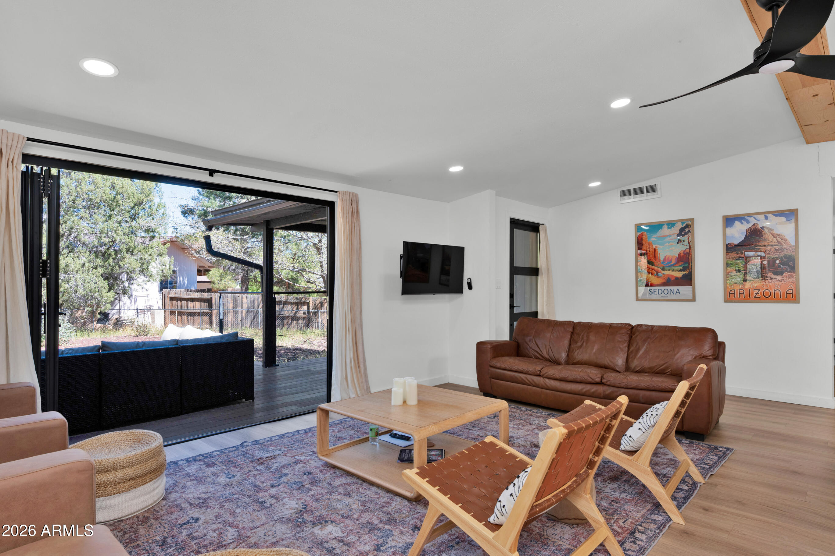 2570 BLUE HORIZON Road