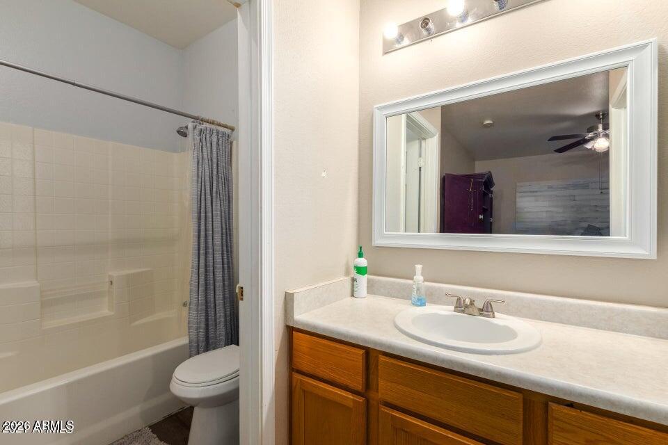 AMD CASA GRANDE TOWNHOMES UNIT THREE - Residential