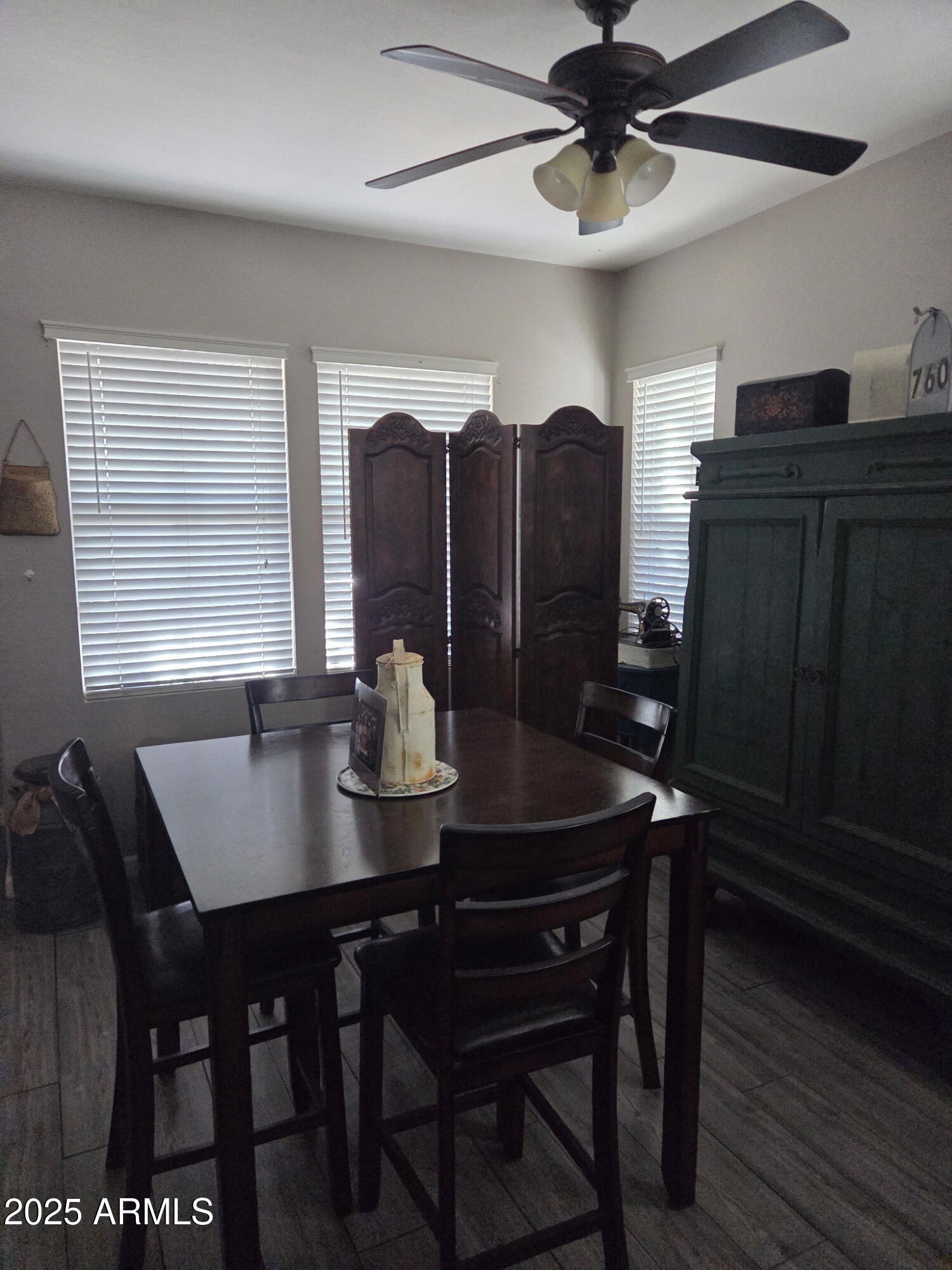 3028 W CAVALRY Drive