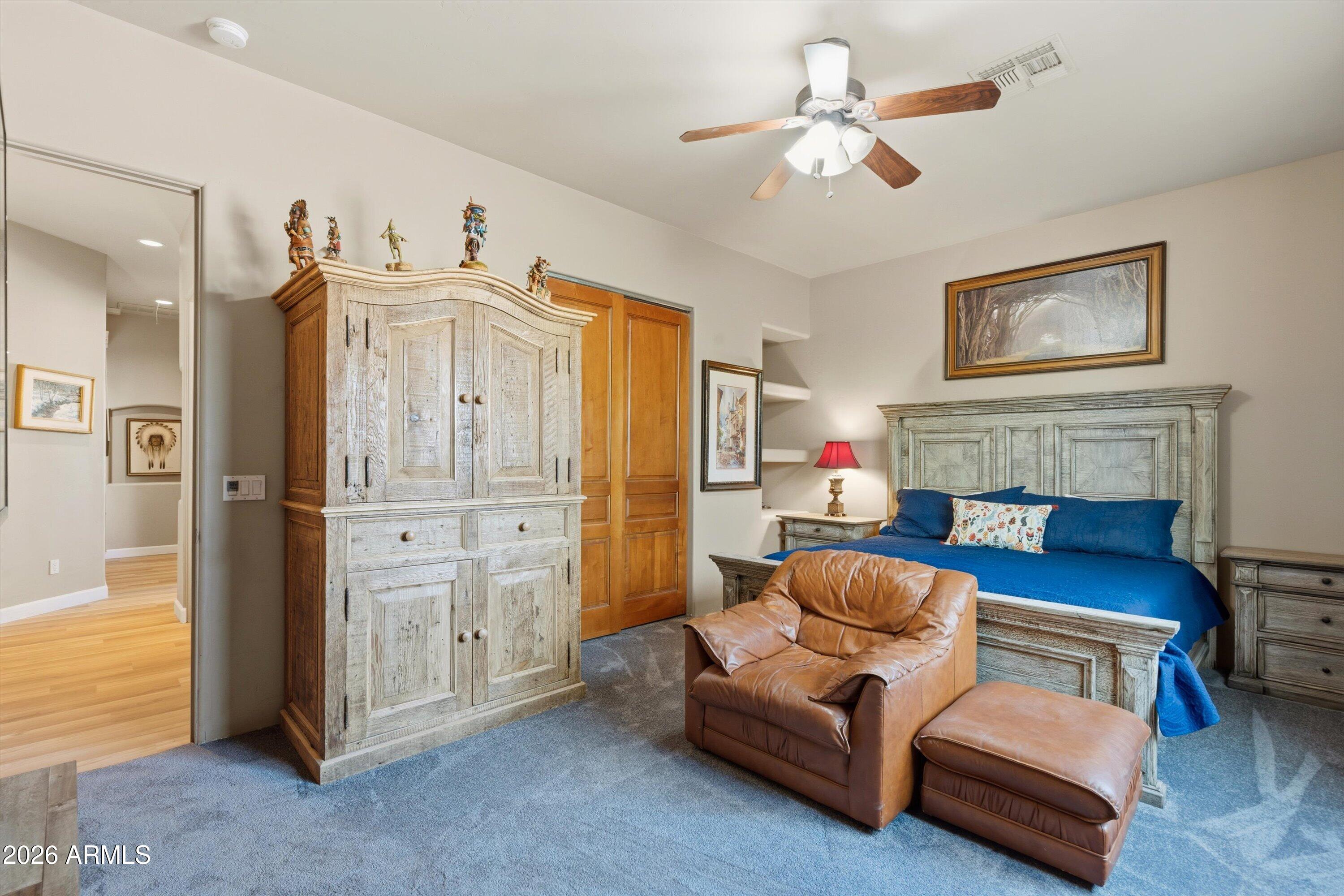 PRIVATE 2.50 ACRE HORSE PROPERTY
NE4 SW4 SW4 SW4 2.50 AC - Residential