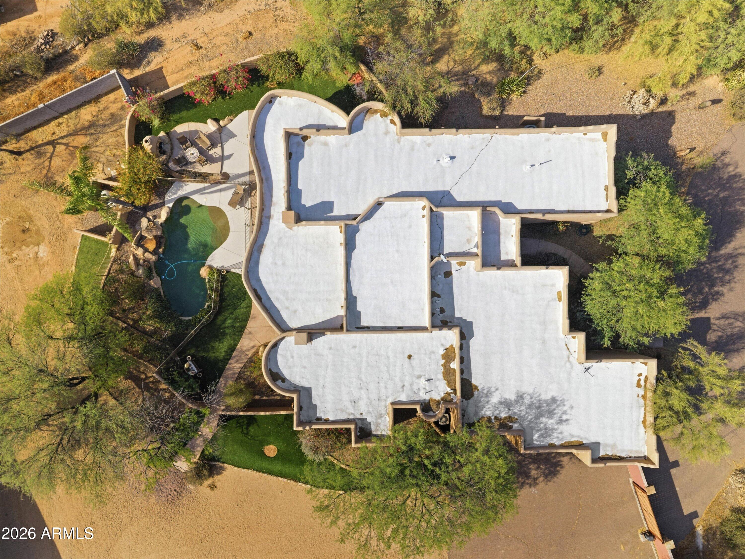 PRIVATE 2.50 ACRE HORSE PROPERTY
NE4 SW4 SW4 SW4 2.50 AC - Residential