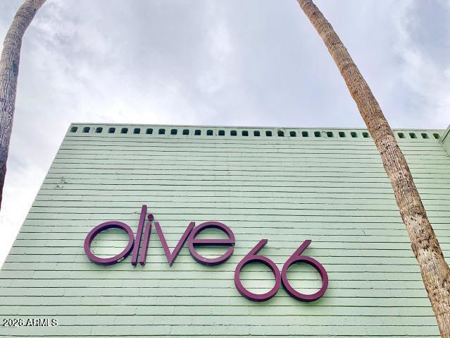 1702 W TUCKEY Lane 209