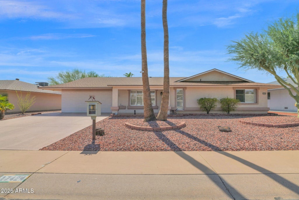 Photo of 17424 N Lindgren Avenue, Sun City, AZ 85373 (MLS # 7072761)