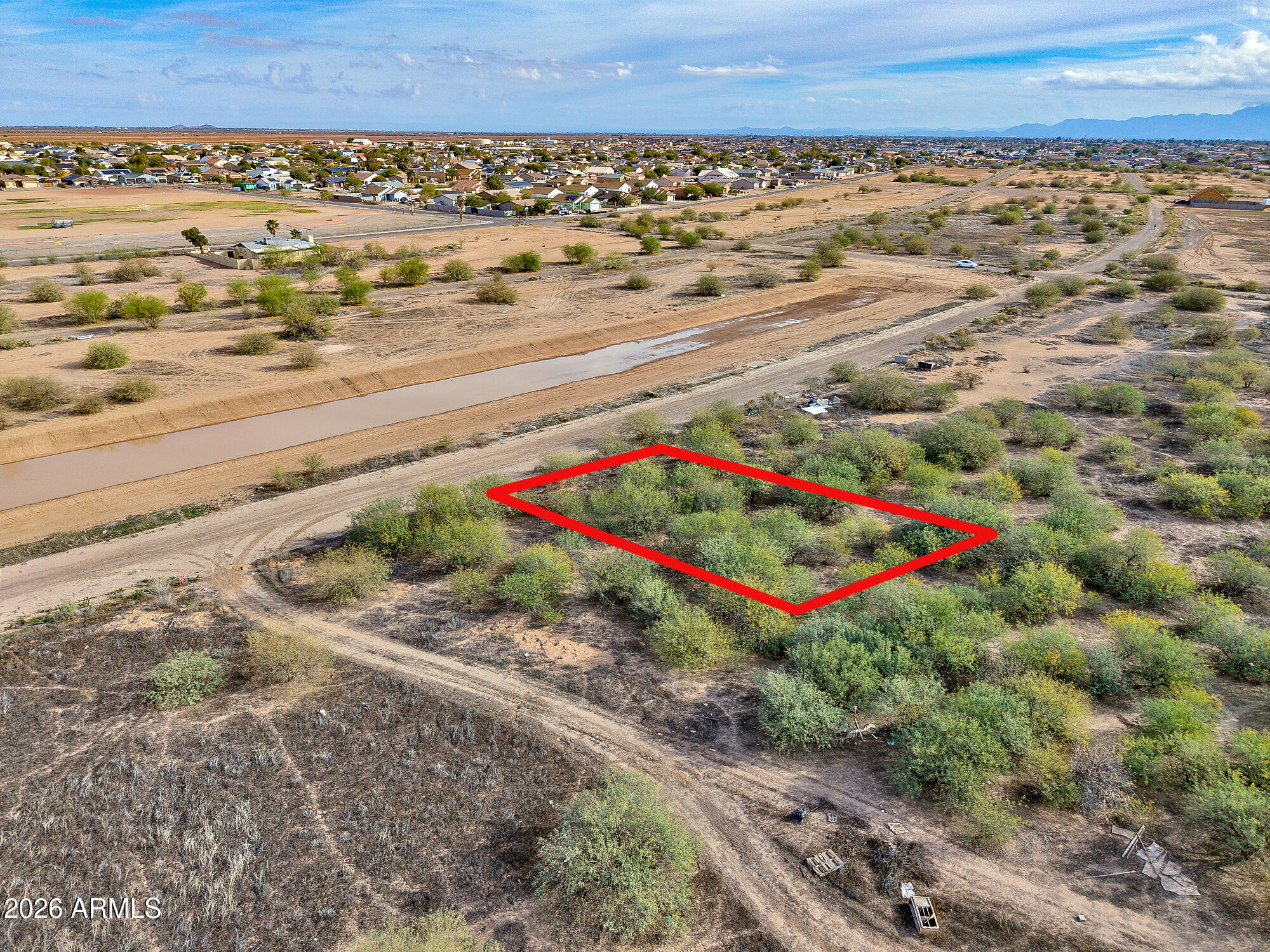 ARIZONA CITY UNIT FOURTEEN - Land
