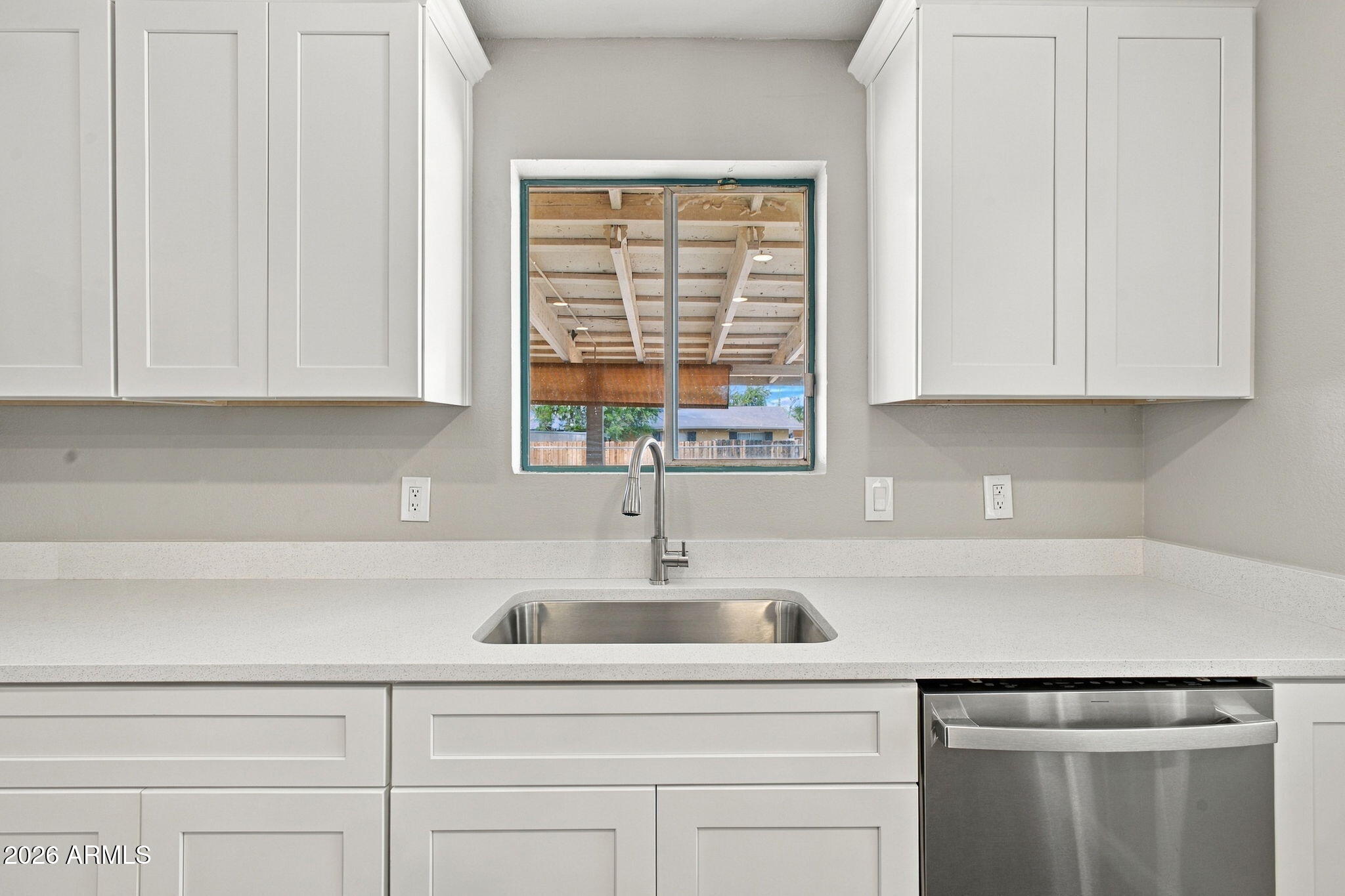 218 W BEAUTIFUL Lane