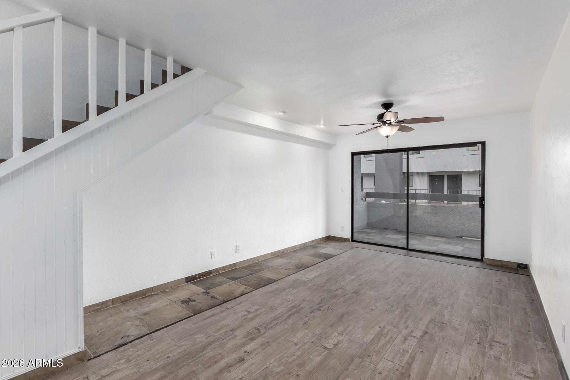 1215 E LEMON Street 208